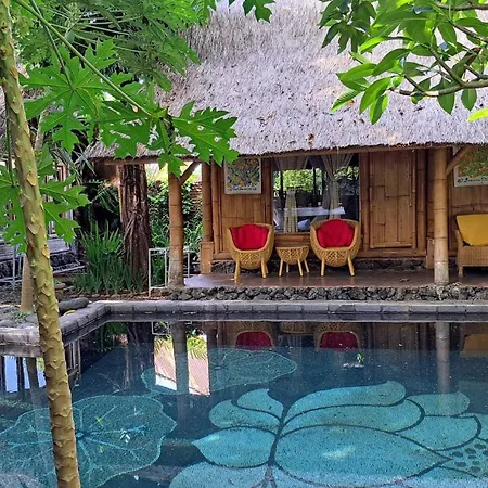 Omunity Bali Hotel