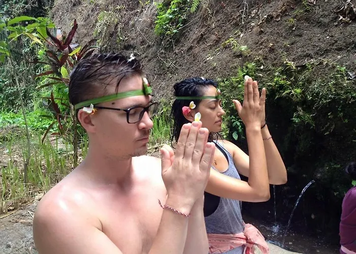 Omunity Bali
